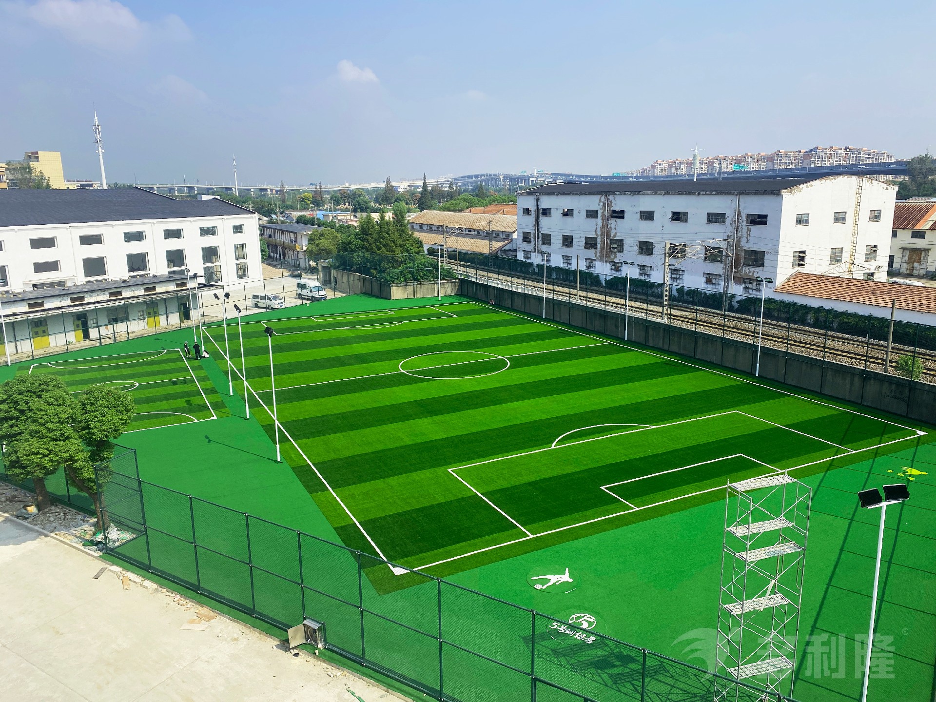 上海范志毅5号训练营.jpg